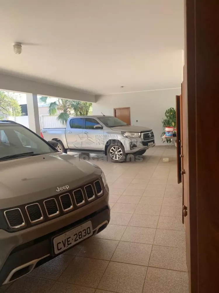 Casa à venda com 5 quartos, 418m² - Foto 3