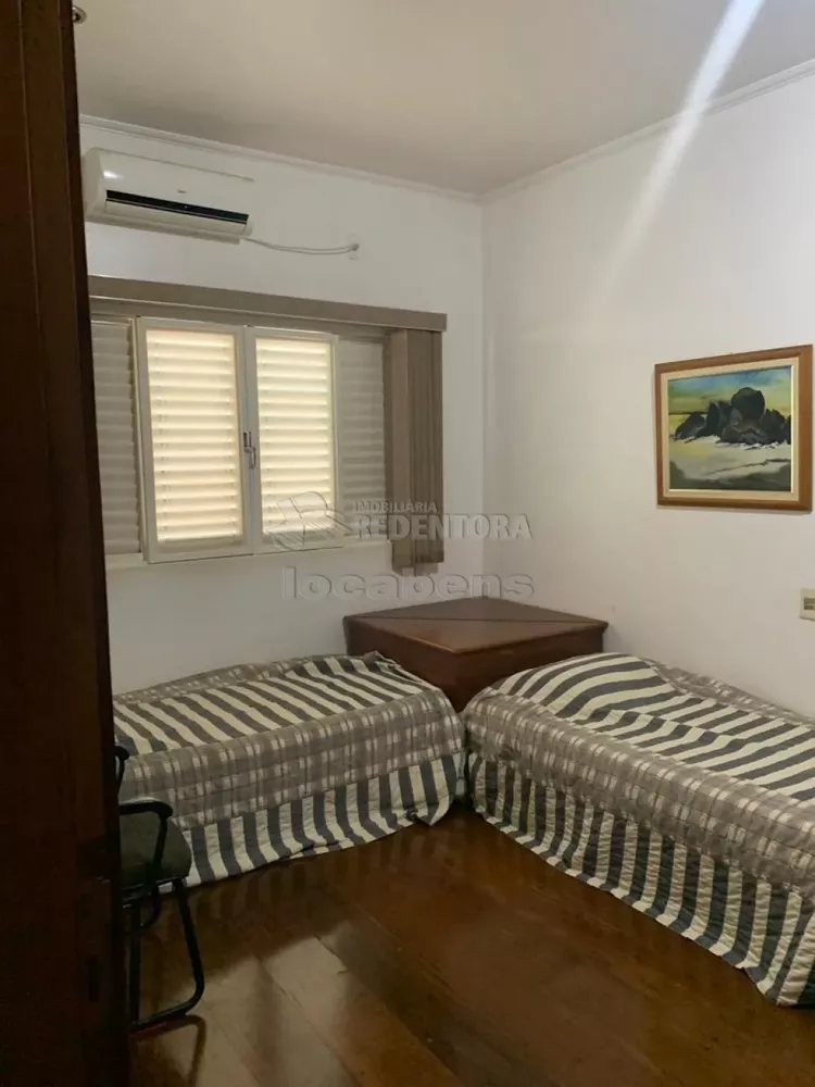 Casa à venda com 5 quartos, 418m² - Foto 1