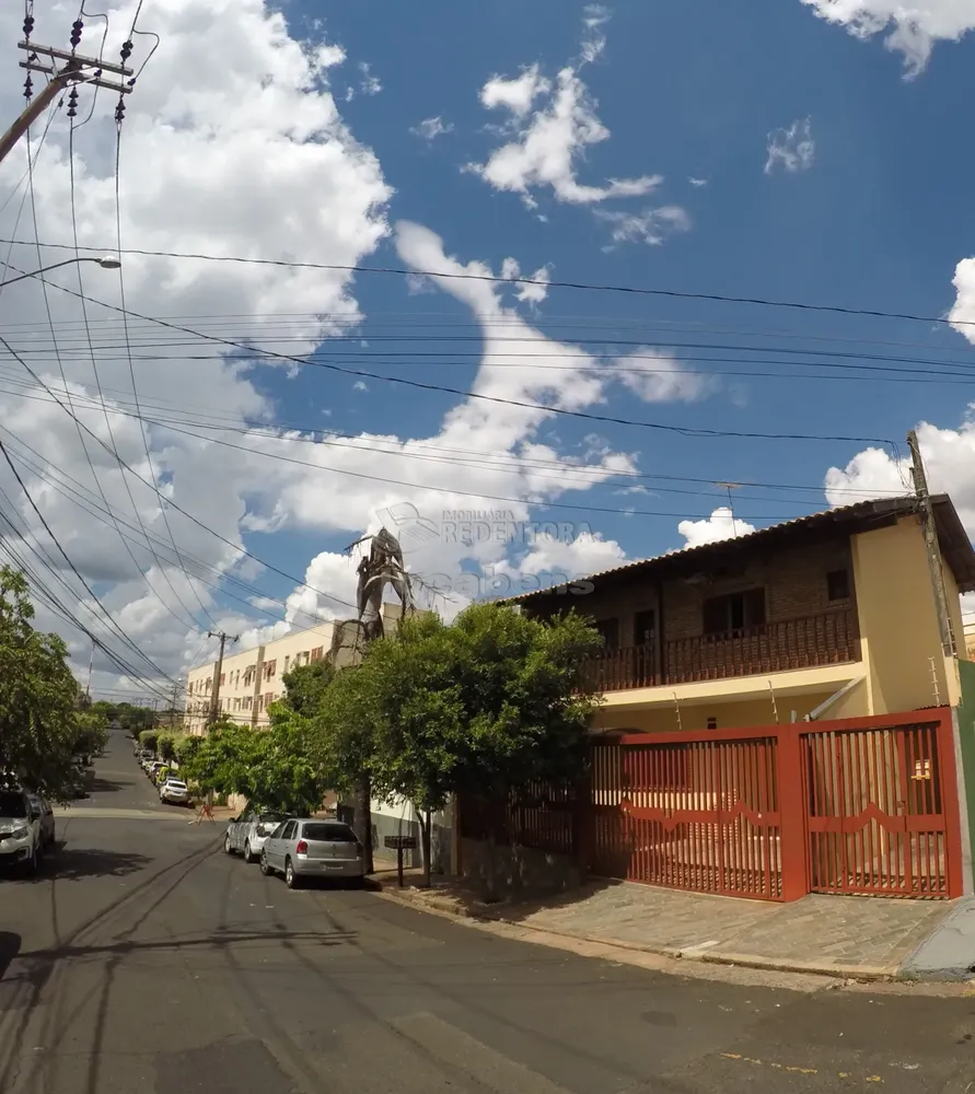 Sobrado, 3 quartos, 213 m² - Foto 2