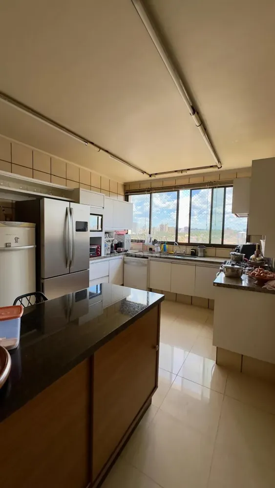 Apartamento, 3 quartos, 238 m² - Foto 4