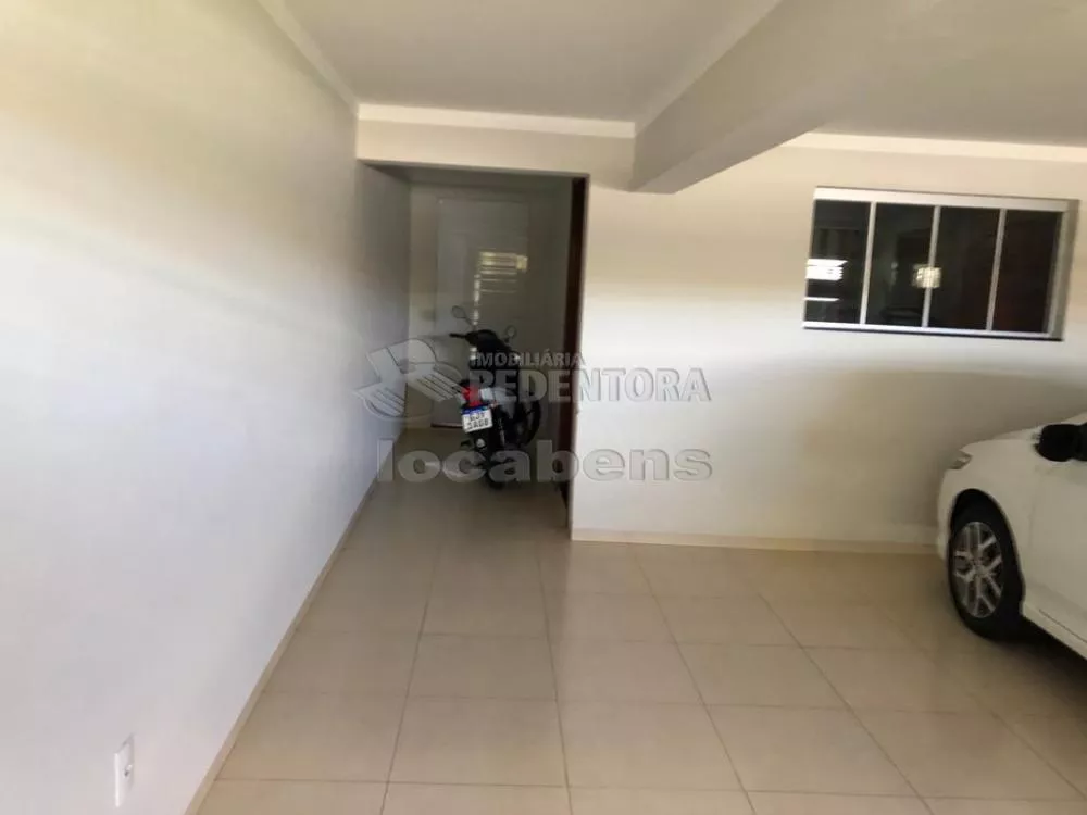 Casa à venda com 3 quartos, 440m² - Foto 1