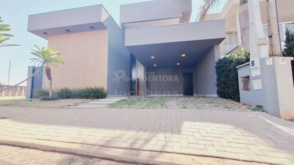 Casa de Condomínio à venda com 3 quartos, 243m² - Foto 1