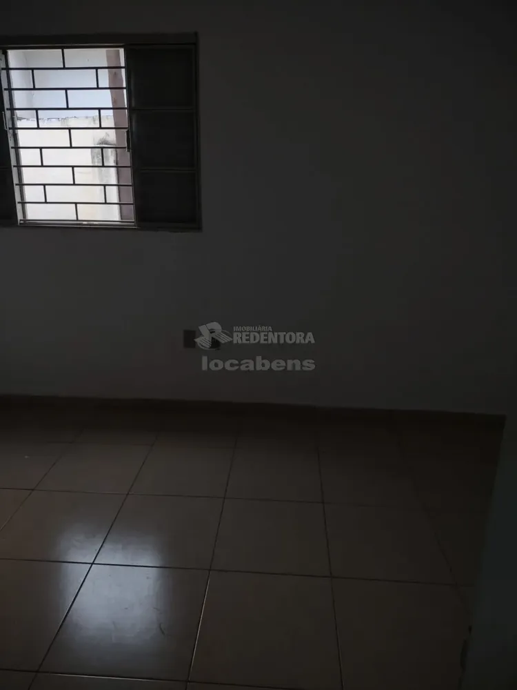 Casa, 4 quartos, 227 m² - Foto 2