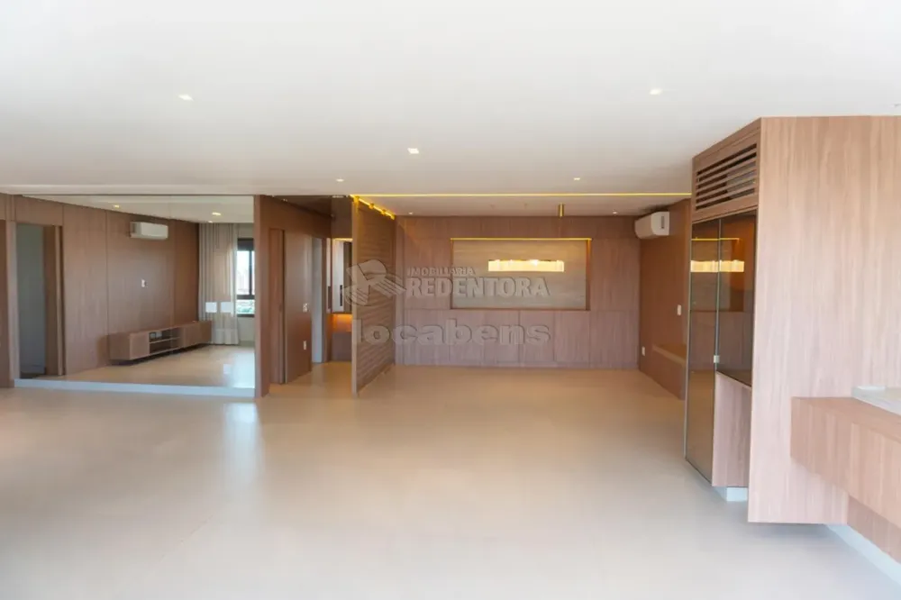 Apartamento, 3 quartos, 197 m² - Foto 2