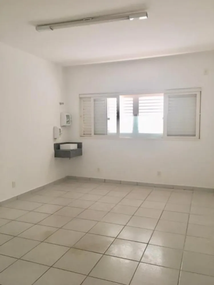 Loja-Salão, 555 m² - Foto 1