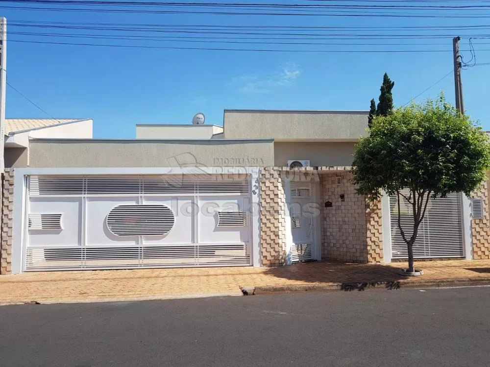 Casa à venda com 3 quartos, 195m² - Foto 2