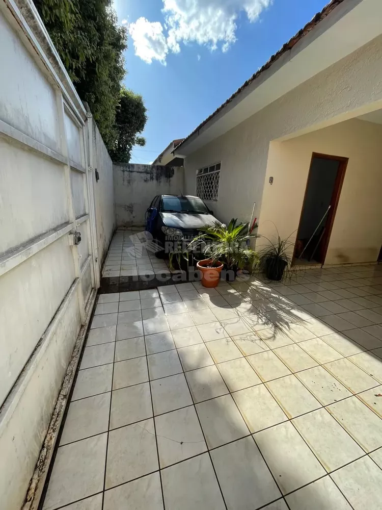Casa à venda com 3 quartos, 167m² - Foto 4