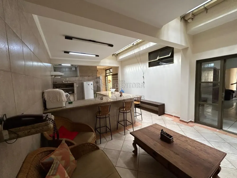 Casa, 3 quartos, 167 m² - Foto 2