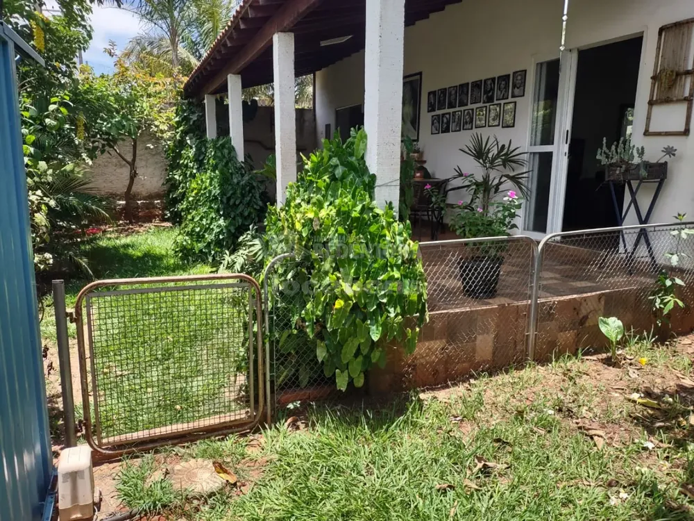 Chácara, 3 quartos, 1079 m² - Foto 8