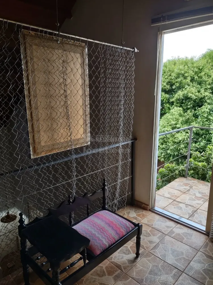 Chácara, 3 quartos, 1079 m² - Foto 2
