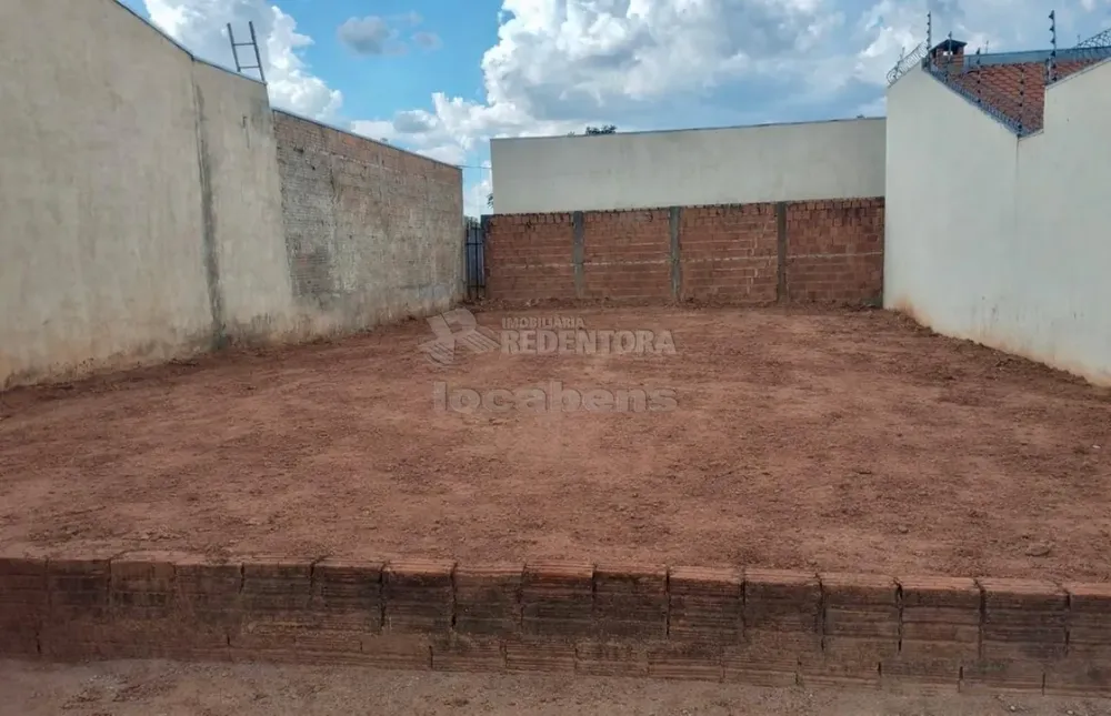 Terreno, 200 m² - Foto 1