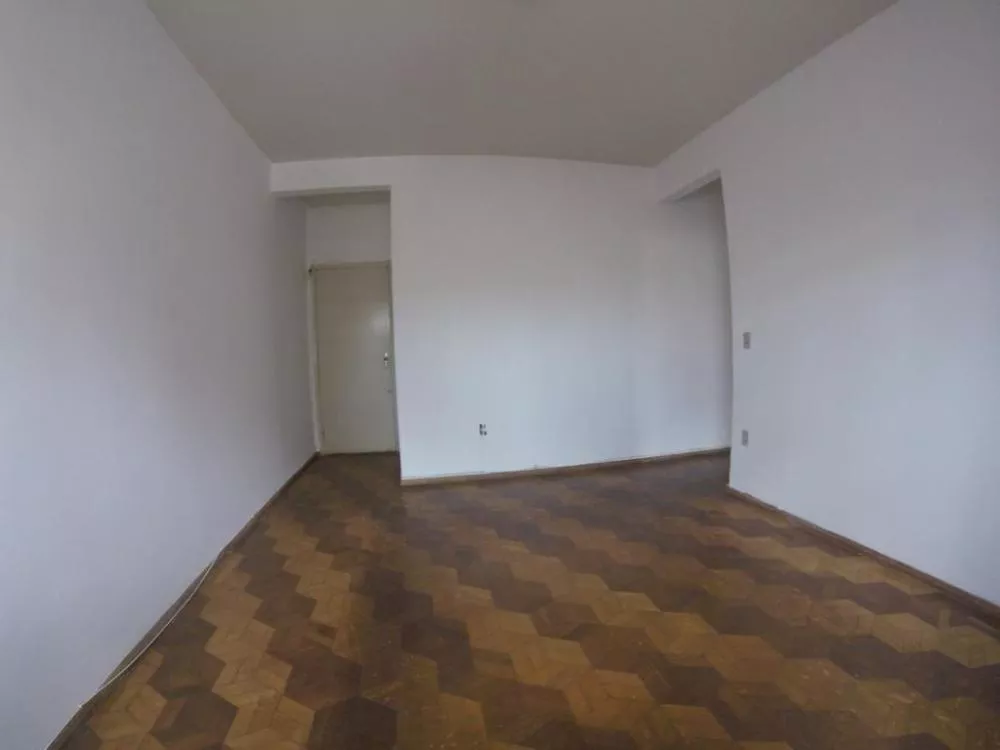 Apartamento à venda com 3 quartos, 100m² - Foto 1