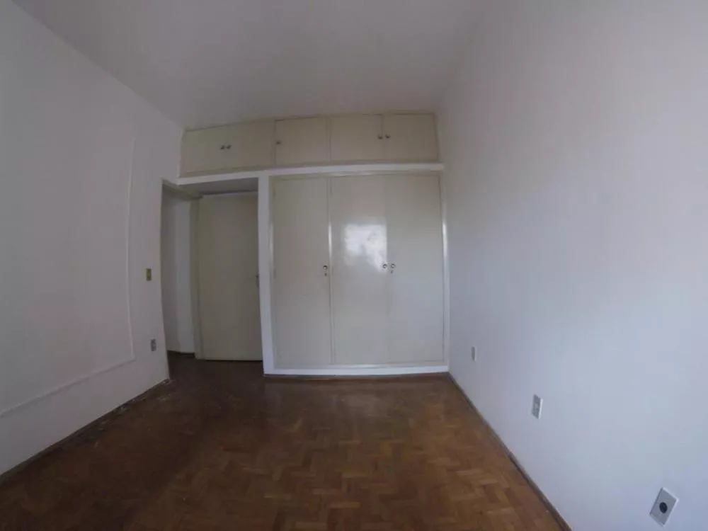 Apartamento à venda com 3 quartos, 100m² - Foto 4