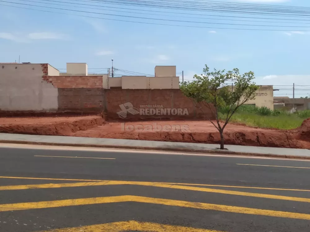 Terreno à venda, 200m² - Foto 1