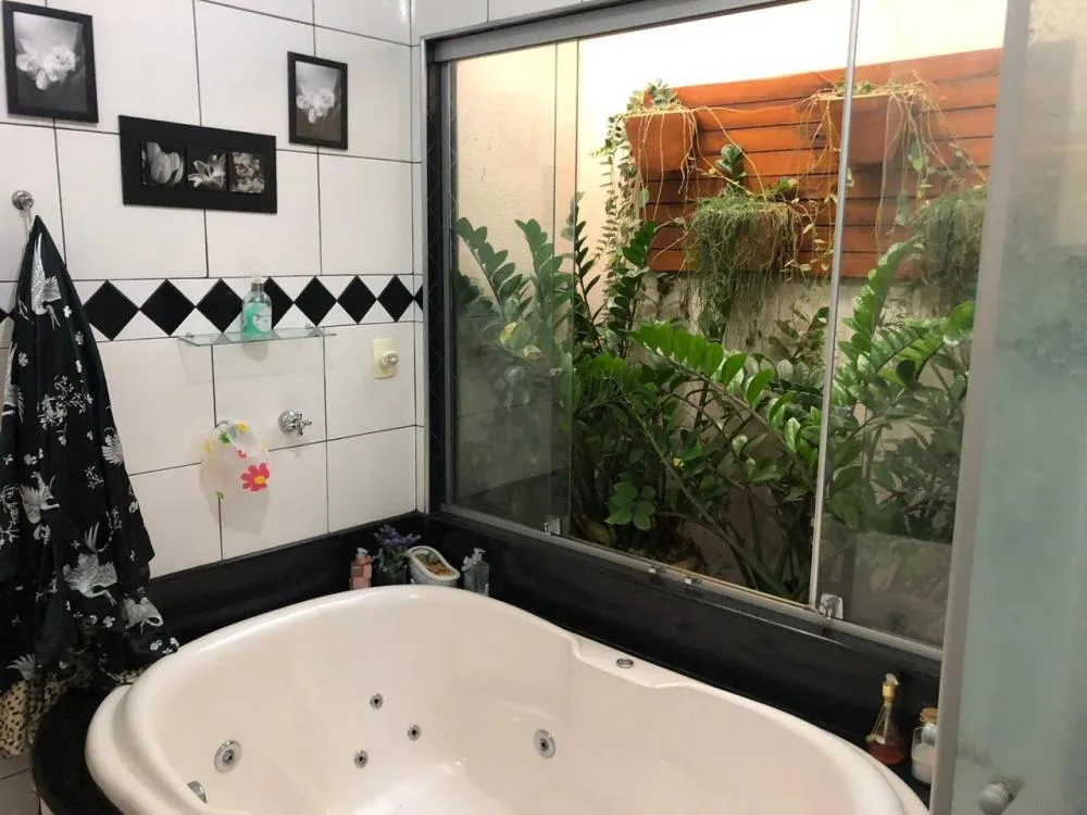 Casa, 3 quartos, 270 m² - Foto 4