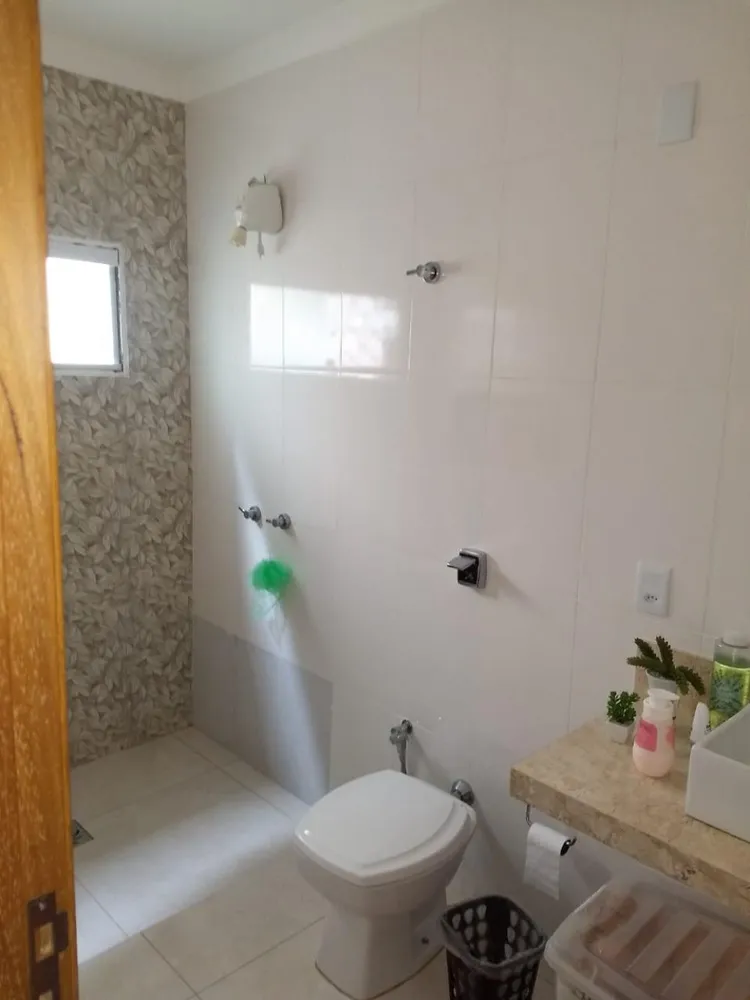 Casa, 3 quartos, 196 m² - Foto 2