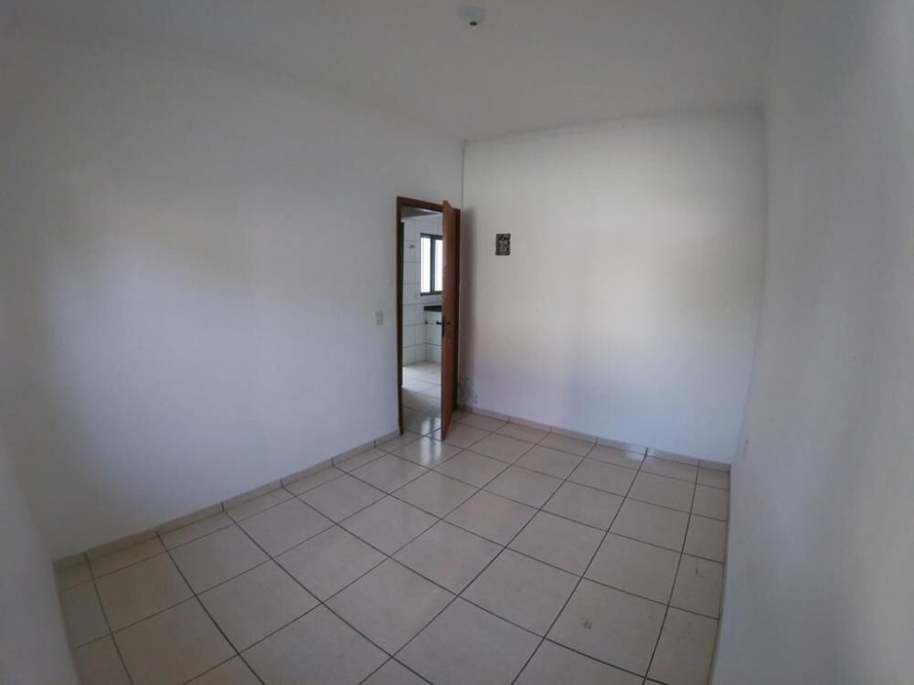 Casa para alugar com 2 quartos, 70m² - Foto 1
