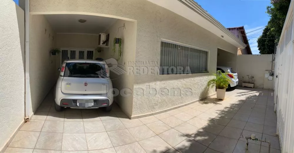 Casa à venda com 3 quartos, 180m² - Foto 1