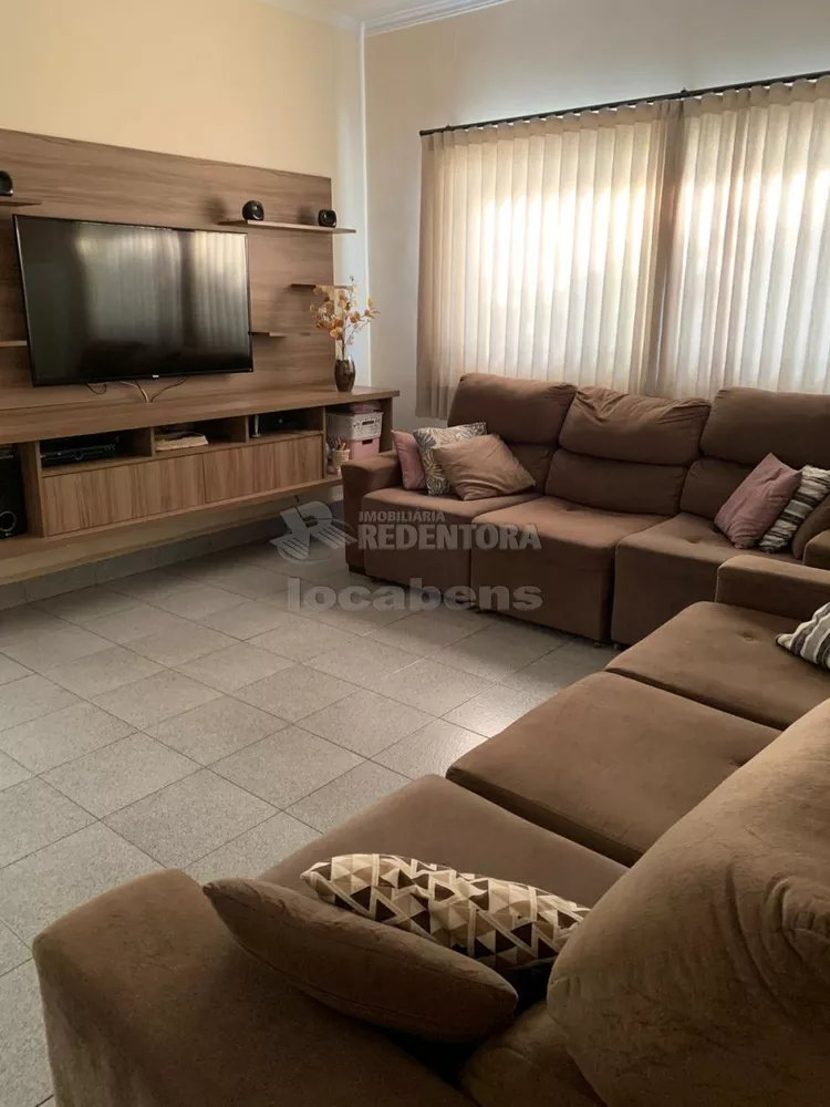 Casa à venda com 3 quartos, 180m² - Foto 2