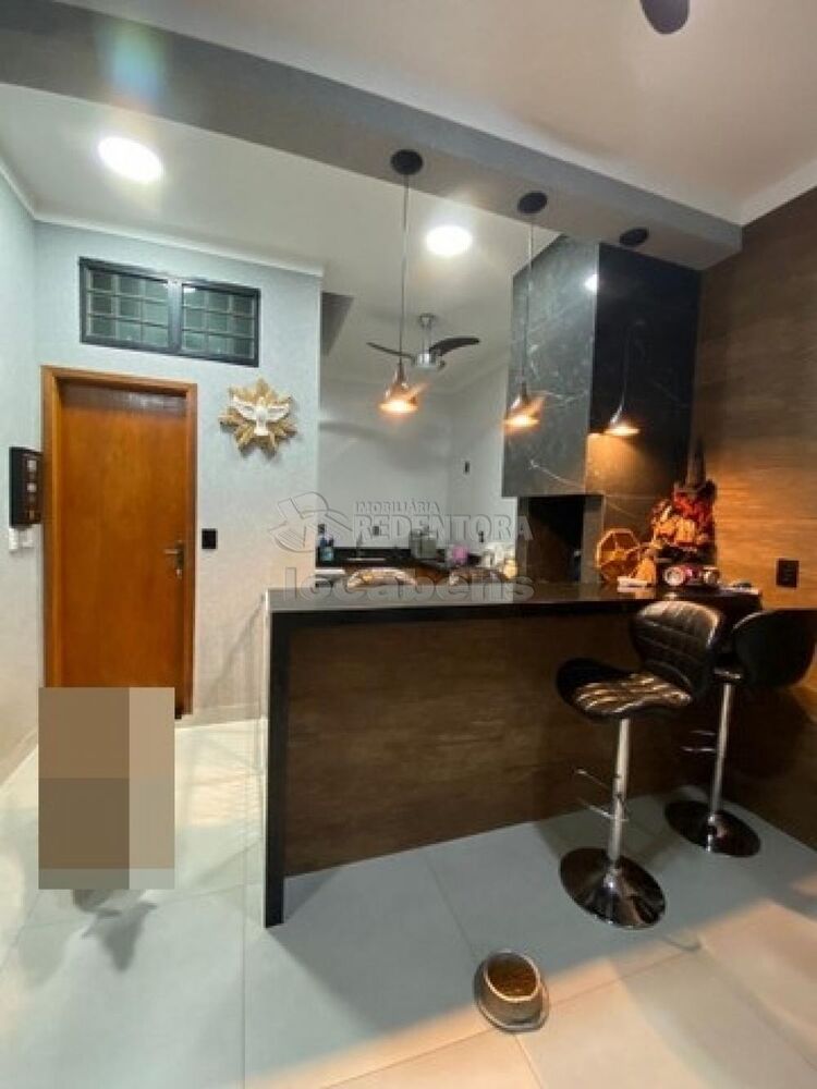 Casa à venda com 3 quartos, 180m² - Foto 2
