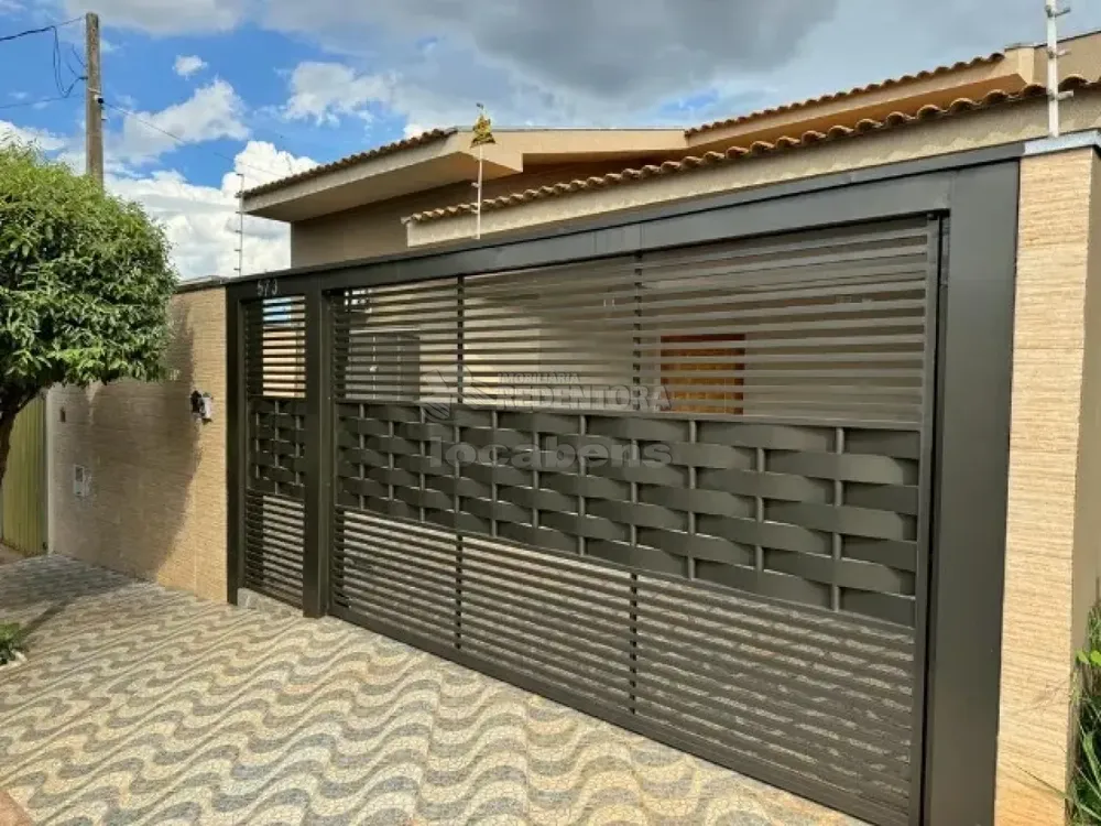 Casa, 3 quartos, 210 m² - Foto 1