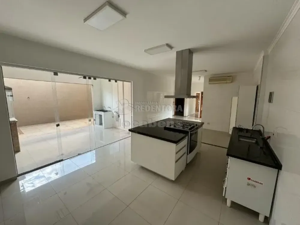Casa, 3 quartos, 210 m² - Foto 2