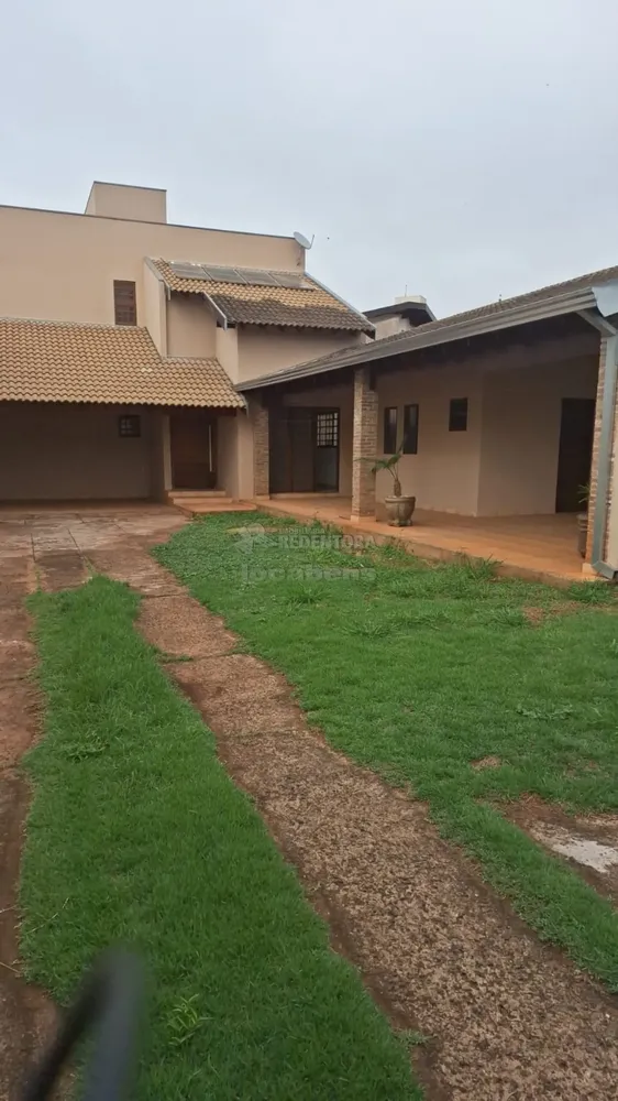Casa, 3 quartos, 222 m² - Foto 1