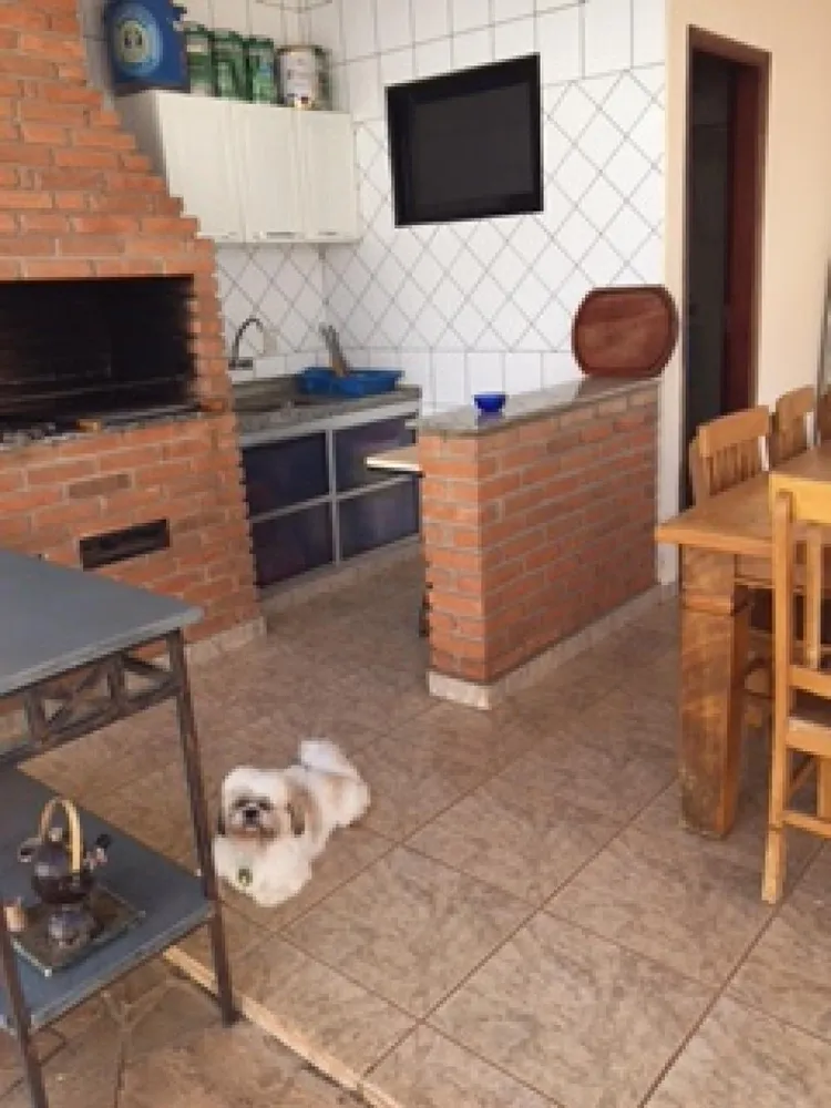 Casa, 3 quartos, 240 m² - Foto 2