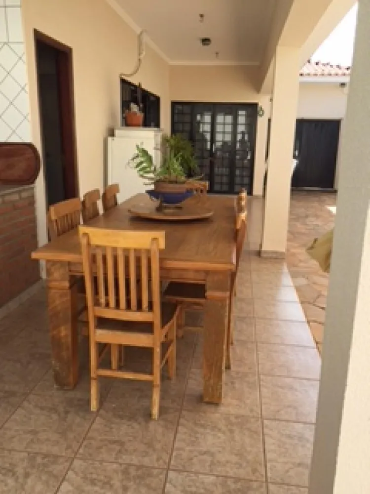 Casa, 3 quartos, 240 m² - Foto 4