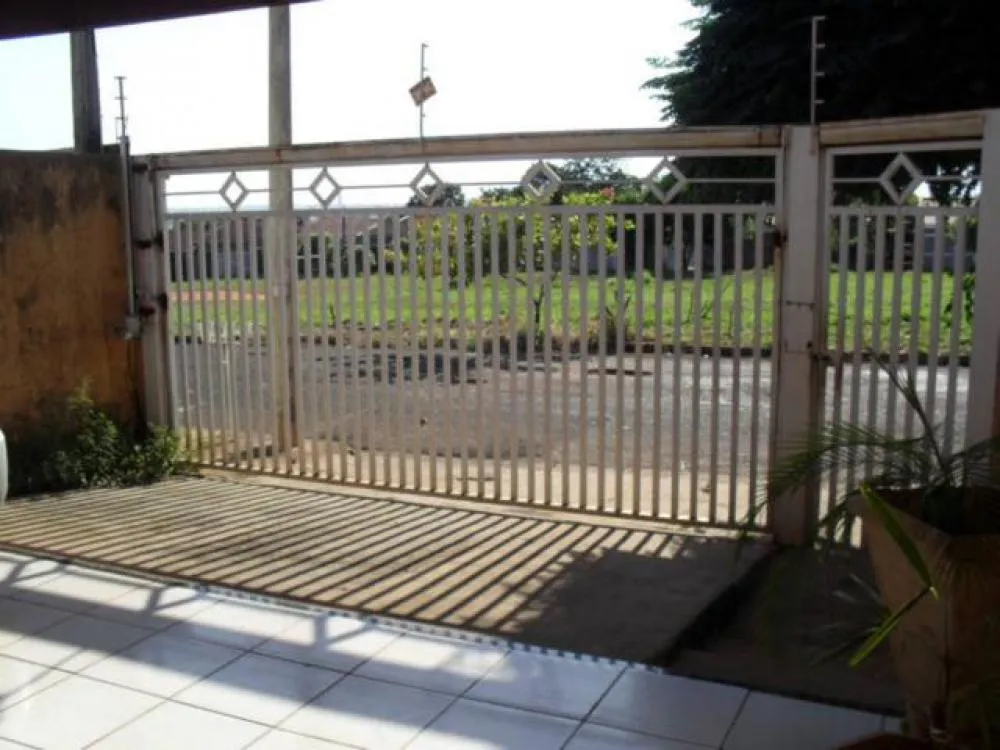 Casa, 3 quartos, 195 m² - Foto 1