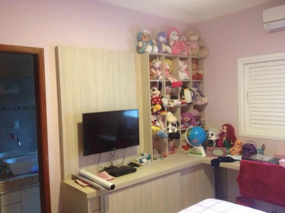 Chácara, 4 quartos, 6500 m² - Foto 1
