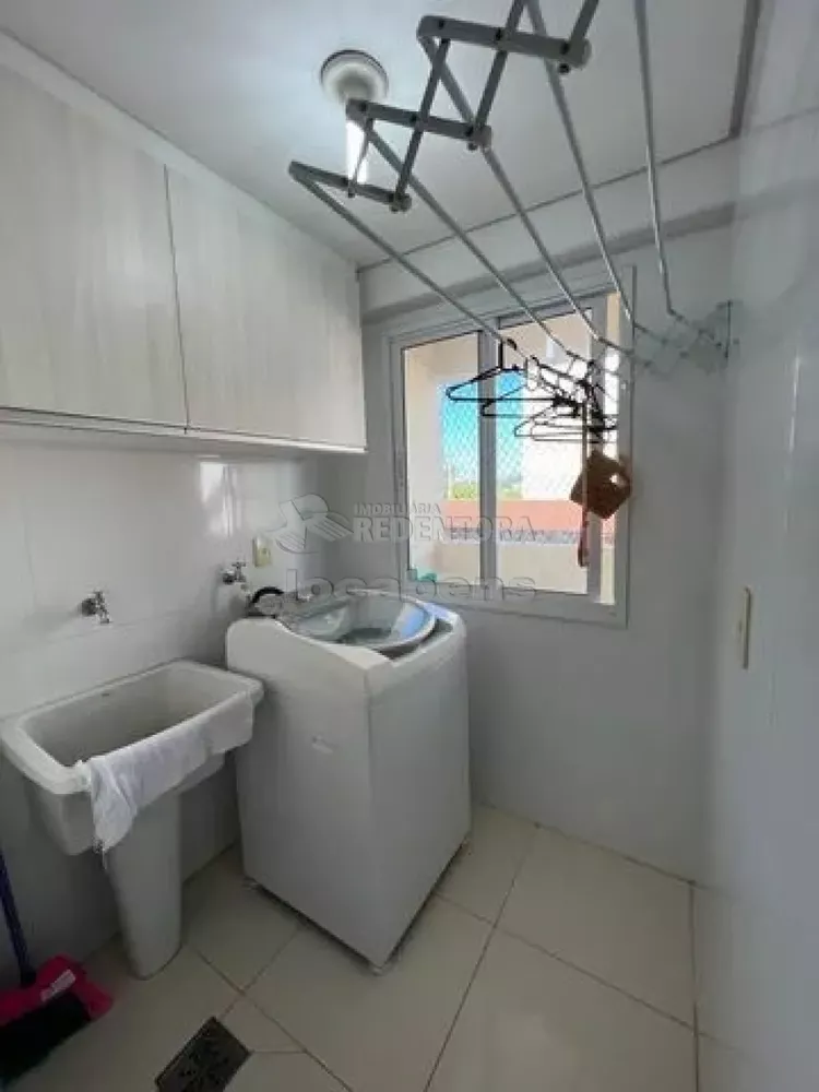 Apartamento à venda com 1 quarto, 50m² - Foto 2