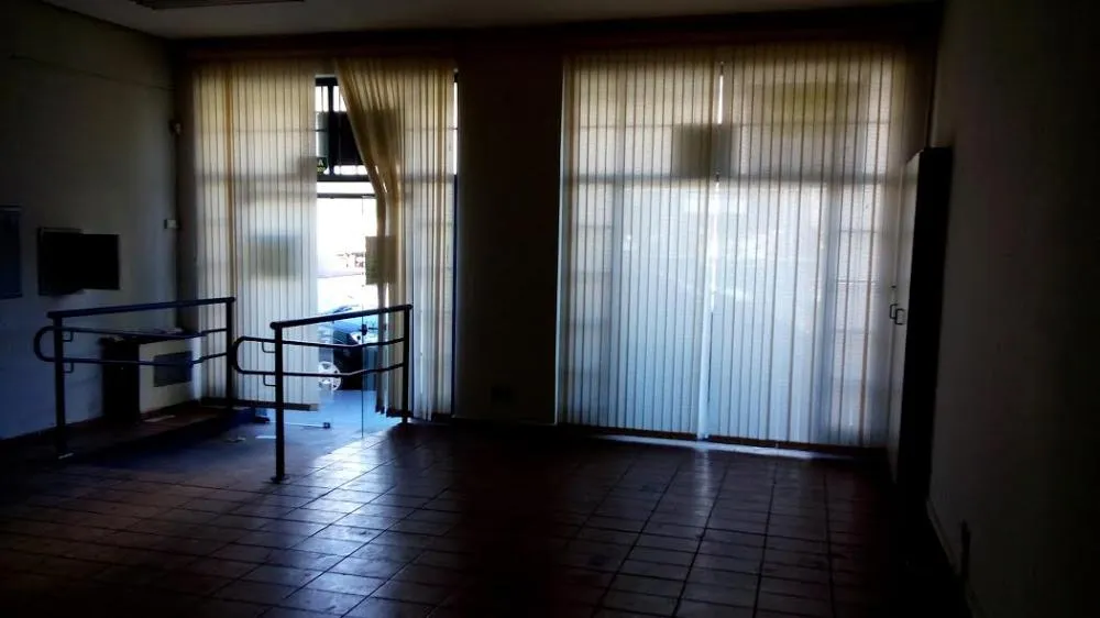 Prédio Inteiro, 220 m² - Foto 1