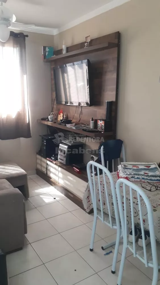 Apartamento à venda com 2 quartos, 57m² - Foto 1