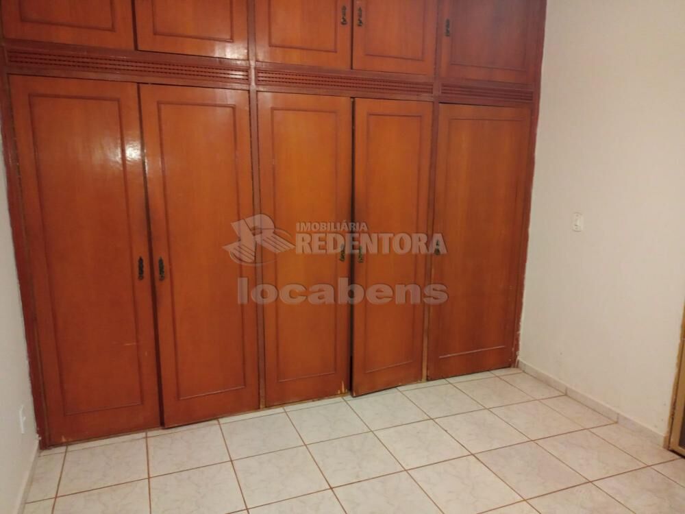 Casa à venda com 3 quartos, 251m² - Foto 4