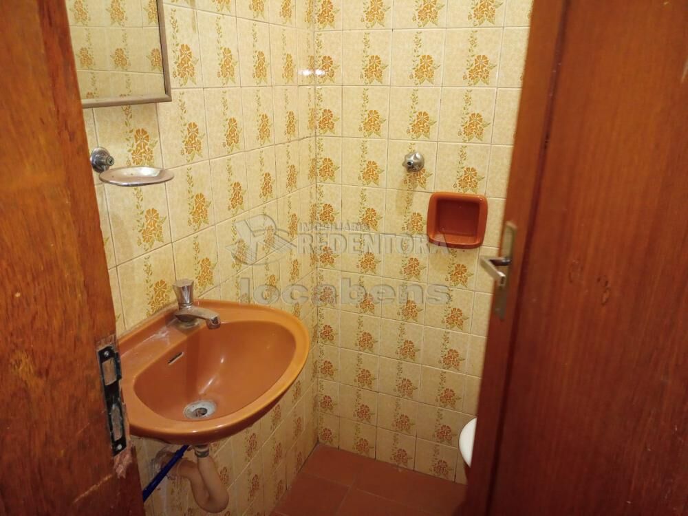 Casa à venda com 3 quartos, 251m² - Foto 2