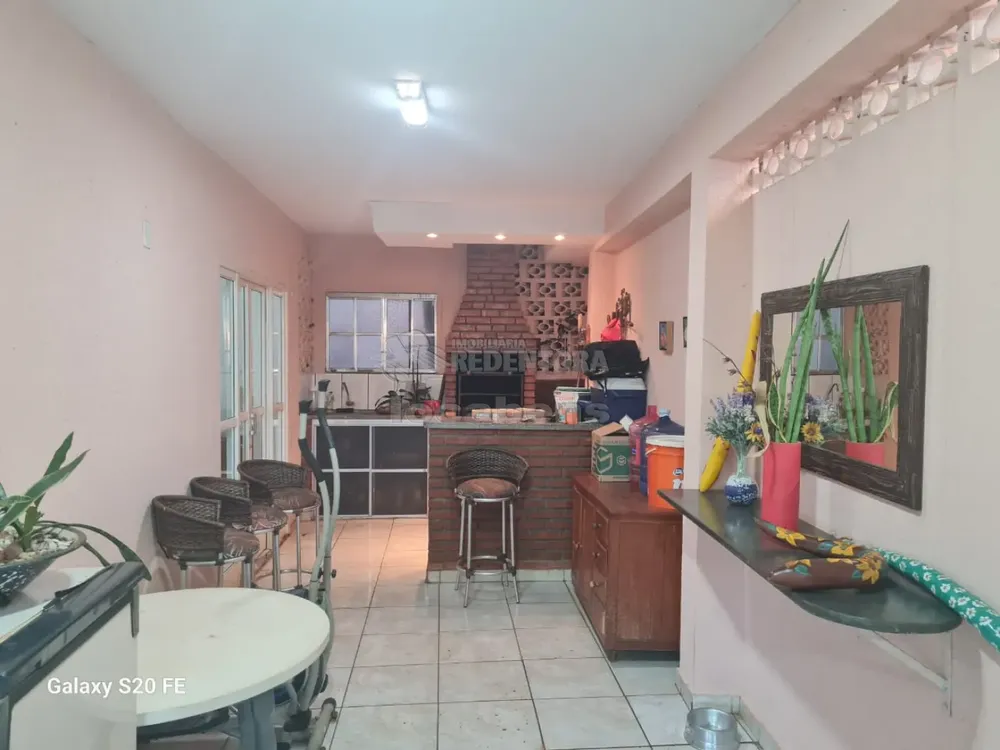 Sobrado, 3 quartos, 214 m² - Foto 1