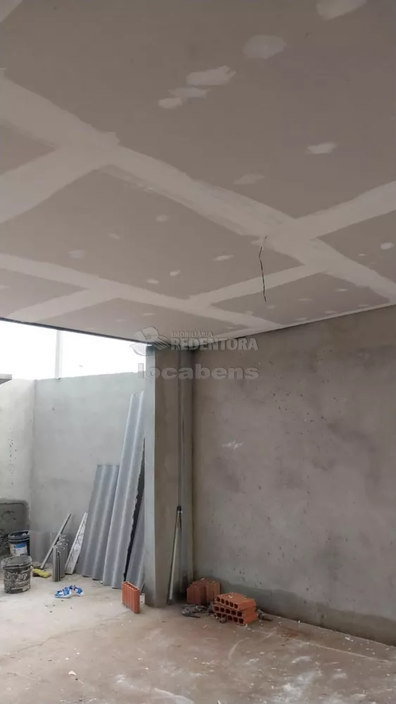 Casa à venda com 2 quartos, 100m² - Foto 3