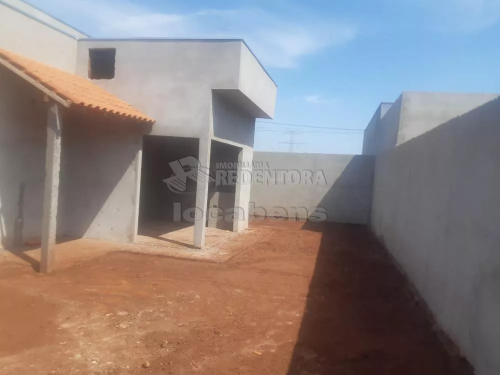 Casa à venda com 2 quartos, 100m² - Foto 2