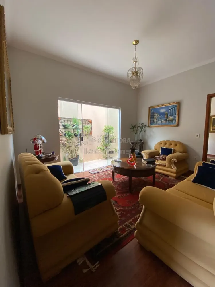 Casa, 3 quartos, 238 m² - Foto 1