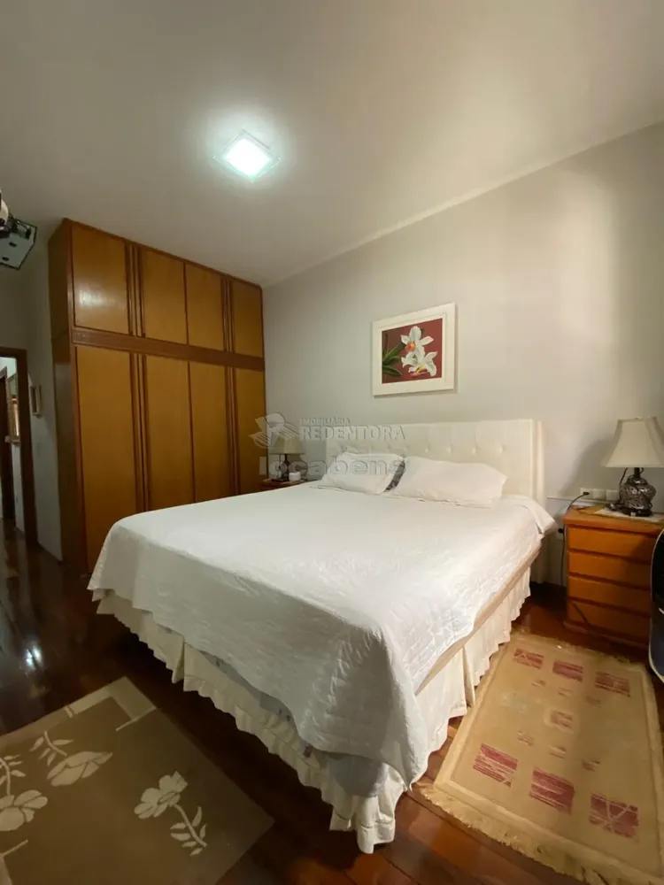 Casa, 3 quartos, 238 m² - Foto 2