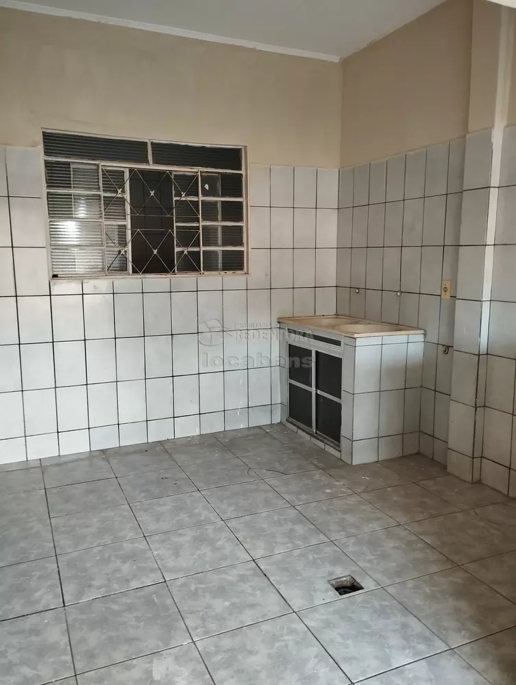 Casa à venda com 3 quartos, 100m² - Foto 2