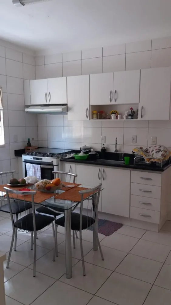 Casa, 3 quartos, 215 m² - Foto 4