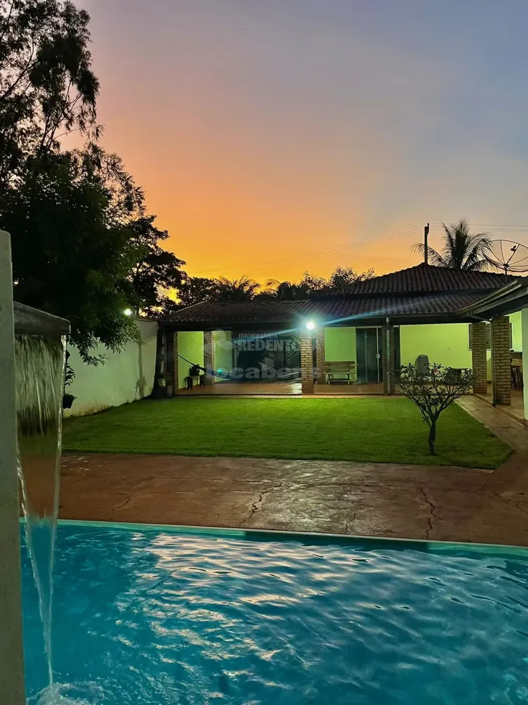Chácara, 3 quartos, 616 m² - Foto 3