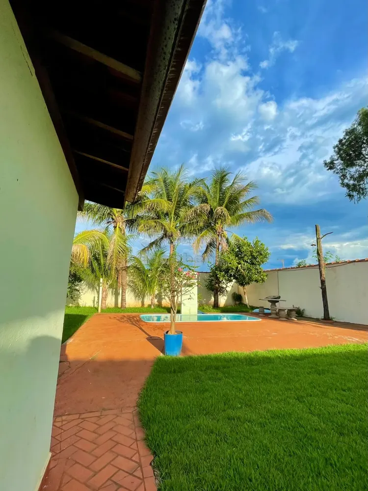 Chácara, 3 quartos, 616 m² - Foto 5