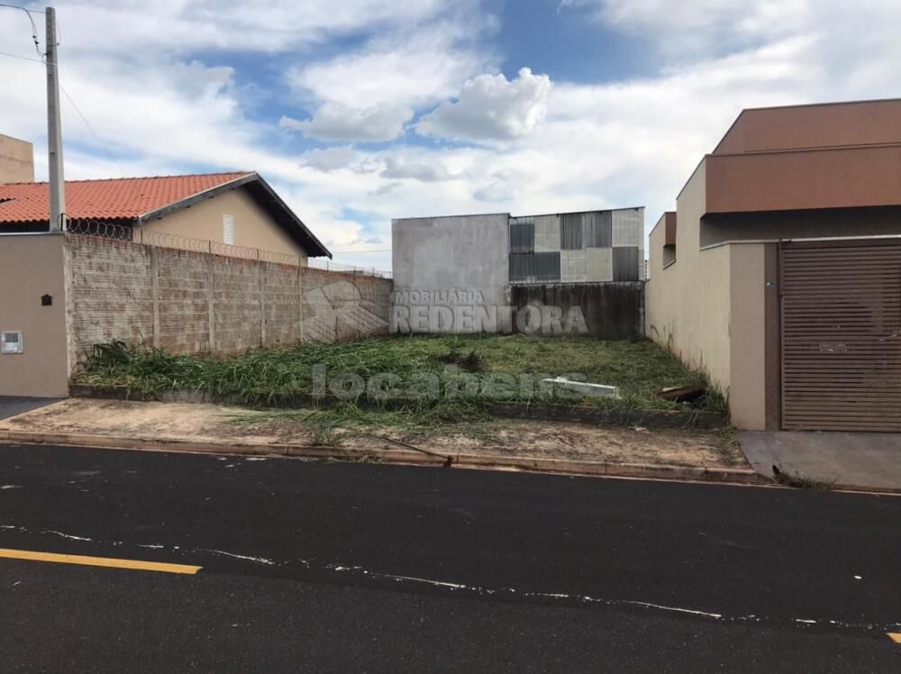 Terreno à venda, 200m² - Foto 1