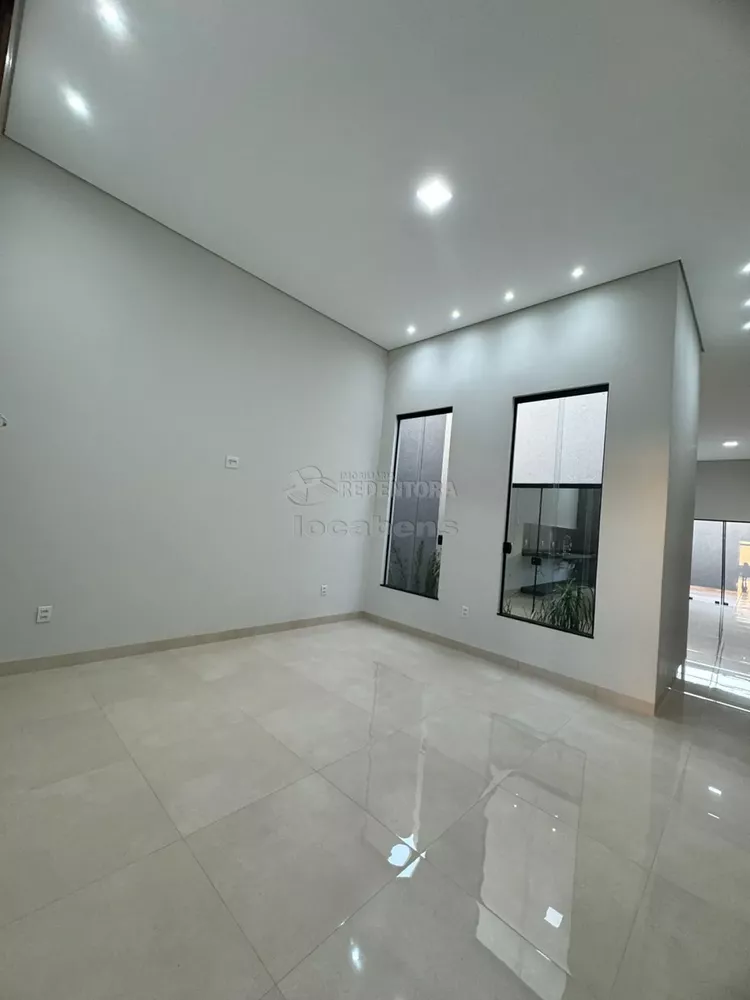 Casa à venda com 3 quartos, 163m² - Foto 4