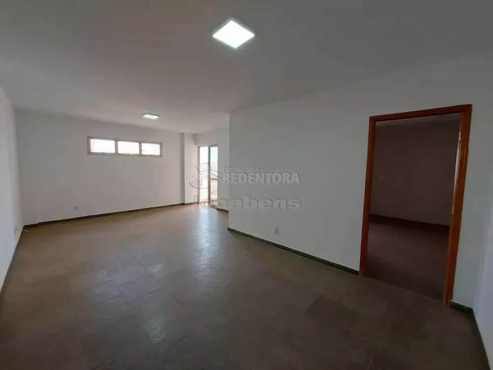 Apartamento à venda com 3 quartos, 118m² - Foto 1