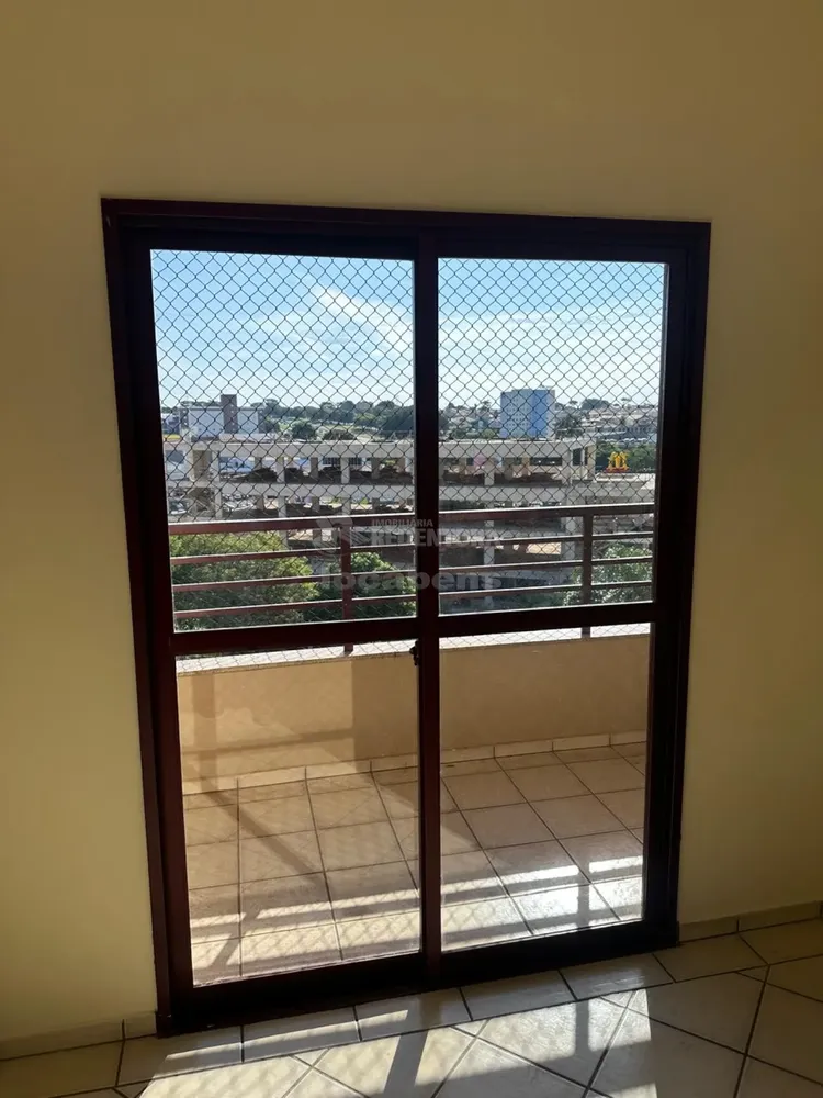 Apartamento, 3 quartos, 104 m² - Foto 2