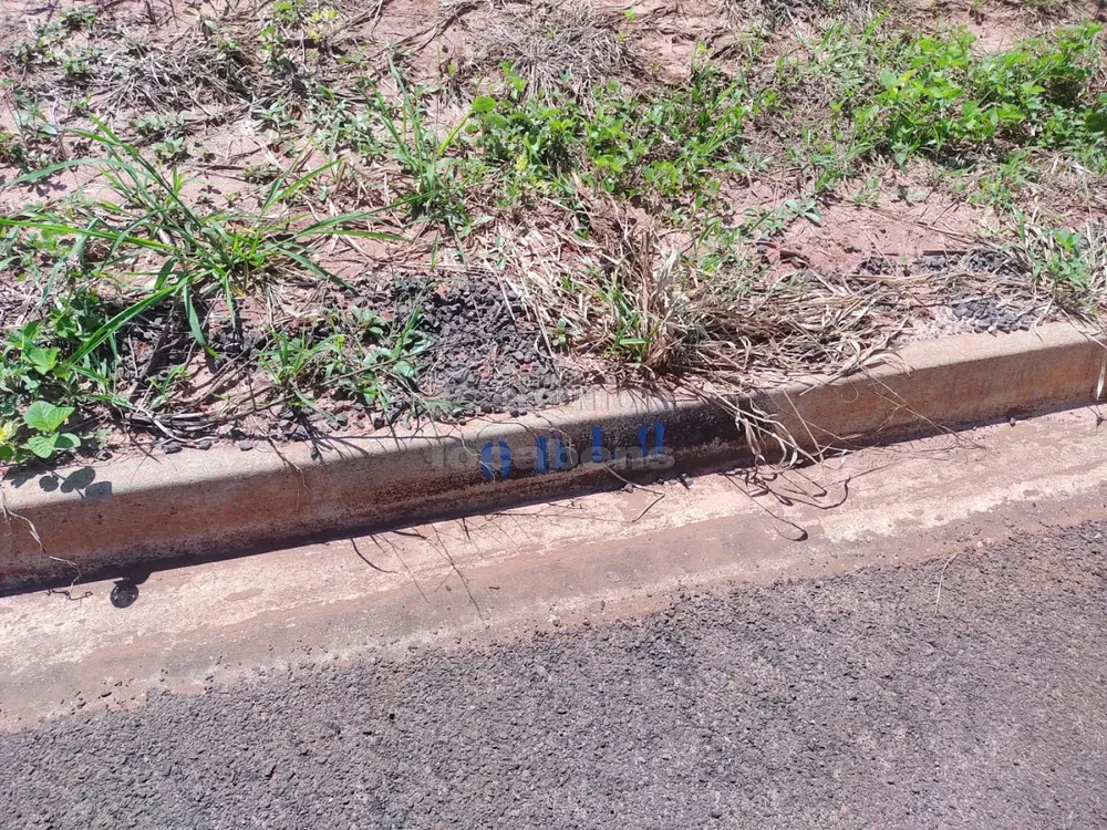 Loteamento e Condomínio, 210 m² - Foto 1